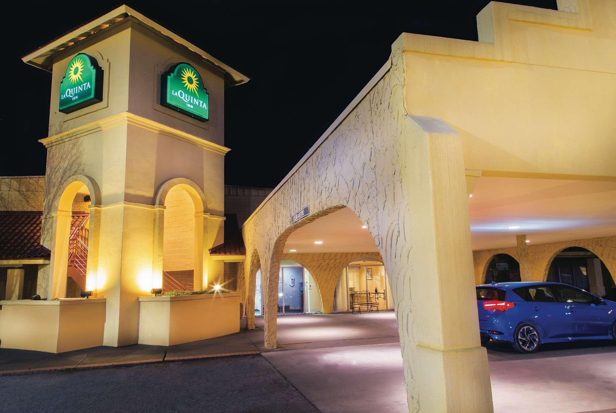 Days Inn By Wyndham Del Río Exterior foto